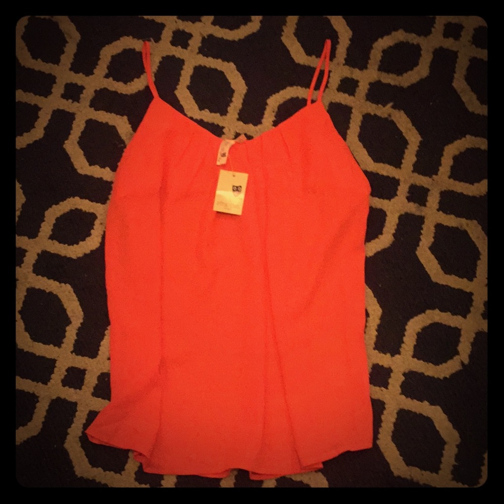 Flowy Coral Tank NWT